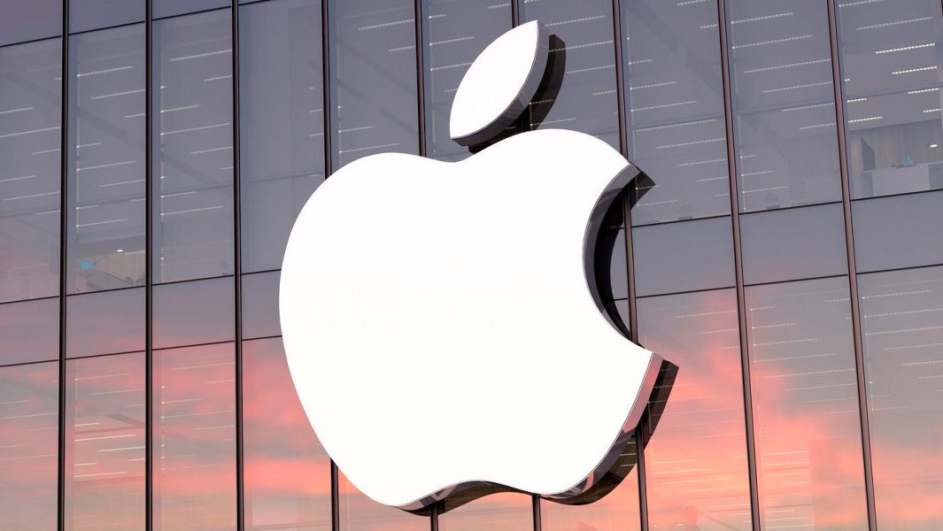NVIDIA-esta-a-punto-de-superar-a-Apple-y-ocupar-el-segundo-puesto-como-la-compania-mas-valiosa-del-mundo-2 NVIDIA-esta-a-punto-de-superar-a-Apple-y-ocupar-el-segundo-puesto-como-la-compania-mas-valiosa-del-mundo-2