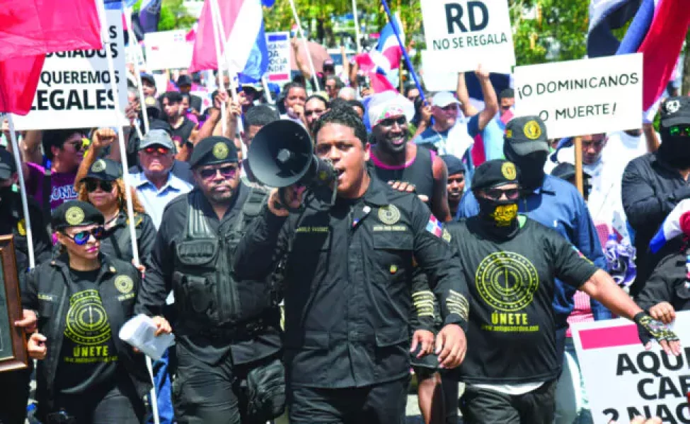 ORDEN-MARCHA-650x400