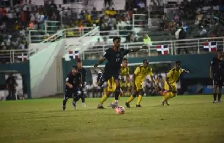 con-doblete-de-mata-y-romero-la-sedofutbol-golea-focus-0.01-0.37-375-240 con-doblete-de-mata-y-romero-la-sedofutbol-golea-focus-0.01-0.37-375-240